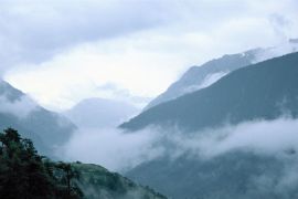 Paysage les gorges du Guil - village de Gros